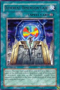 Different Dimension Gate [DCR-044] Rare